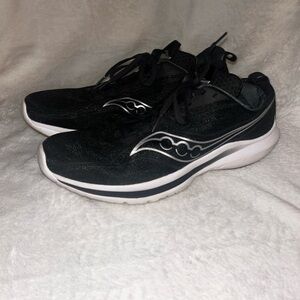 Saucony Men’s Kirvana 13 Running Shoes